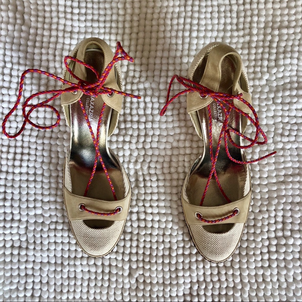 BCBG Max Azria Collection Round Toe Pumps